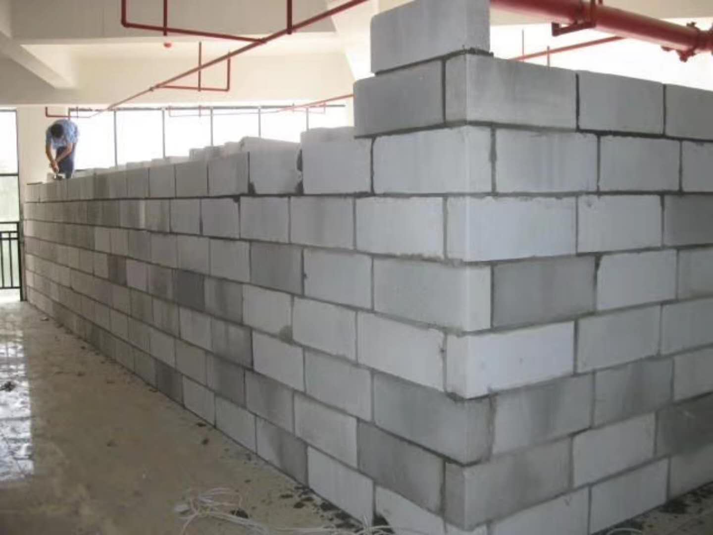 怀远蒸压加气混凝土砌块承重墙静力和抗震性能的研究